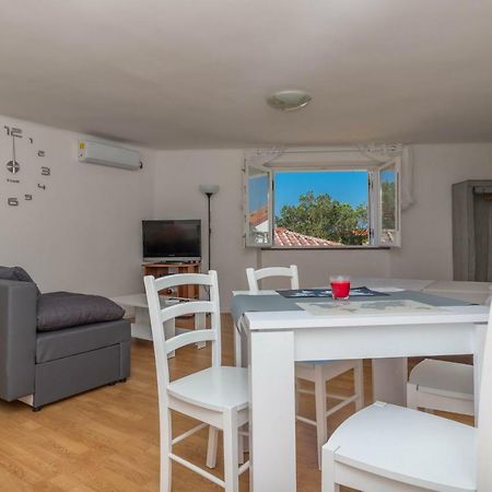 App Cor2 Apartman Selce Kültér fotó
