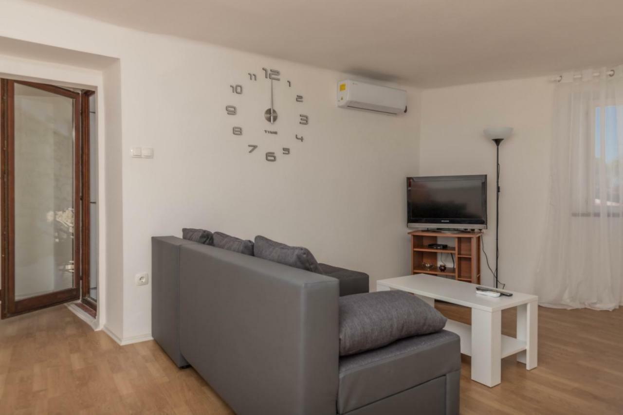 App Cor2 Apartman Selce Kültér fotó