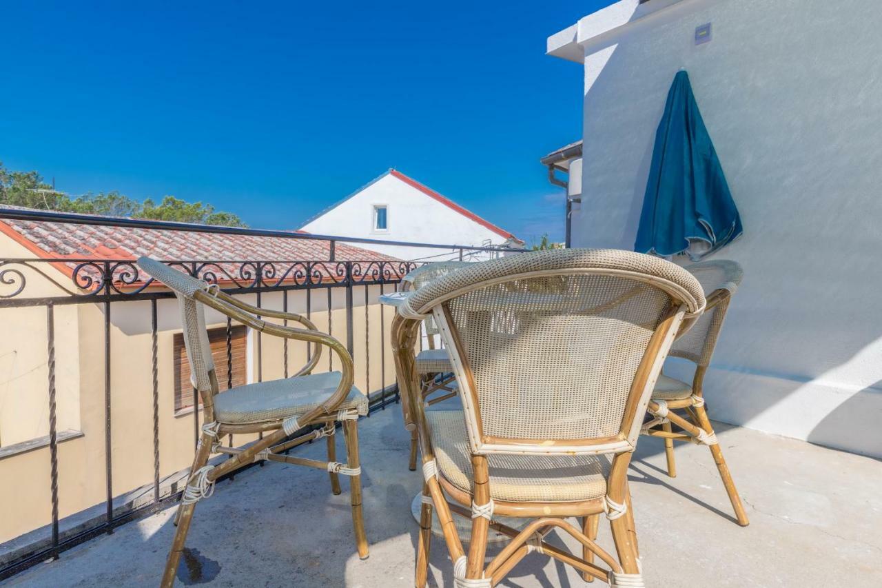 App Cor2 Apartman Selce Kültér fotó